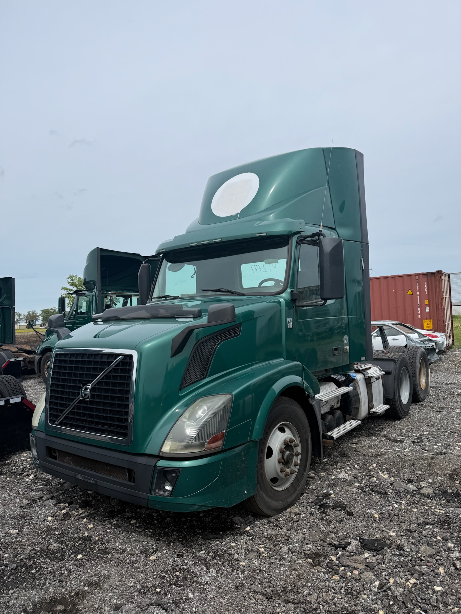 2016 Volvo VNL64T300