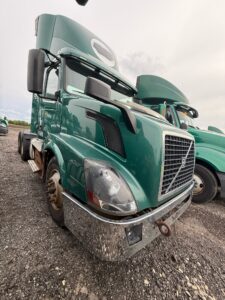 2016 Volvo VNL64T300